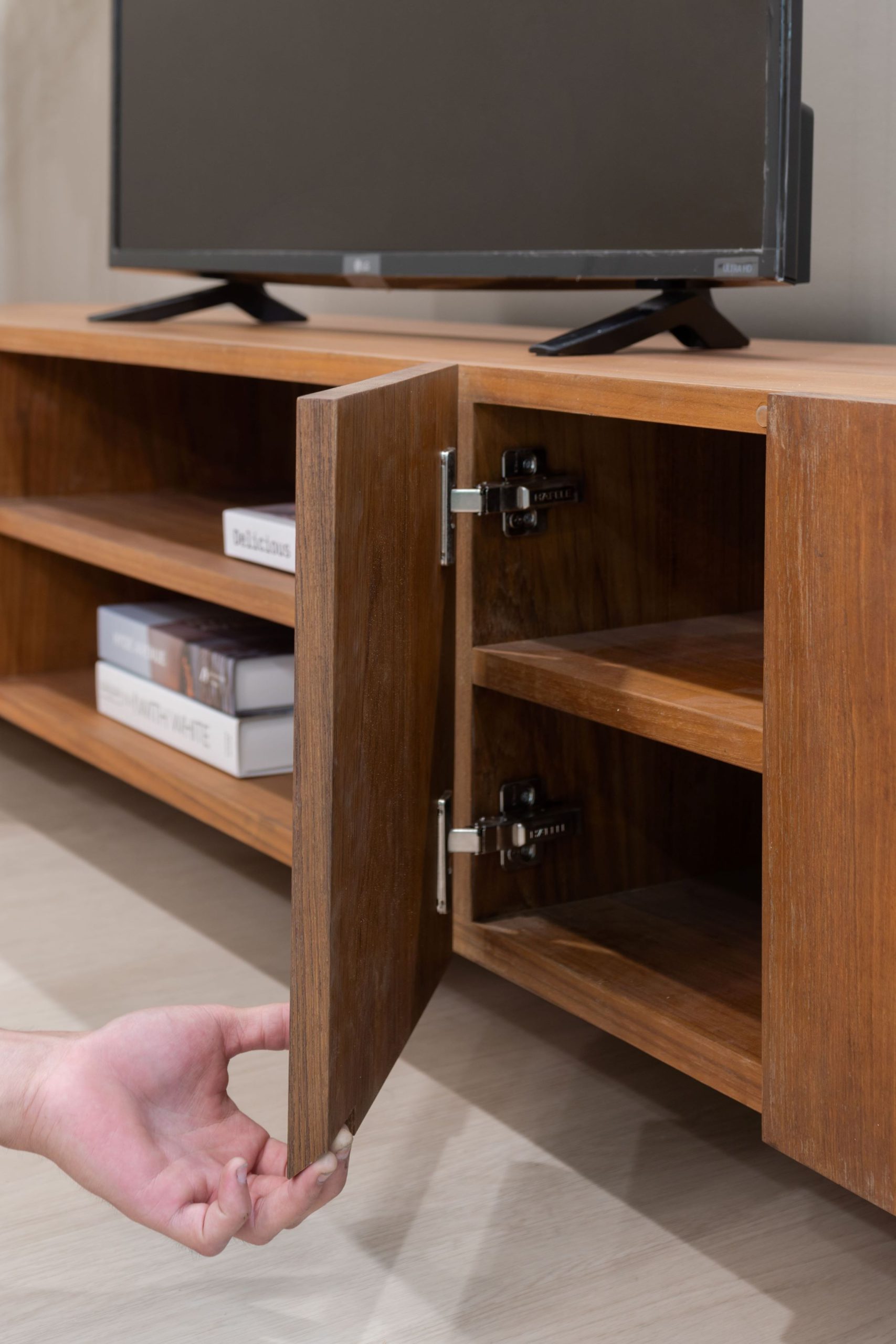 Onyx TV Stand theliving101